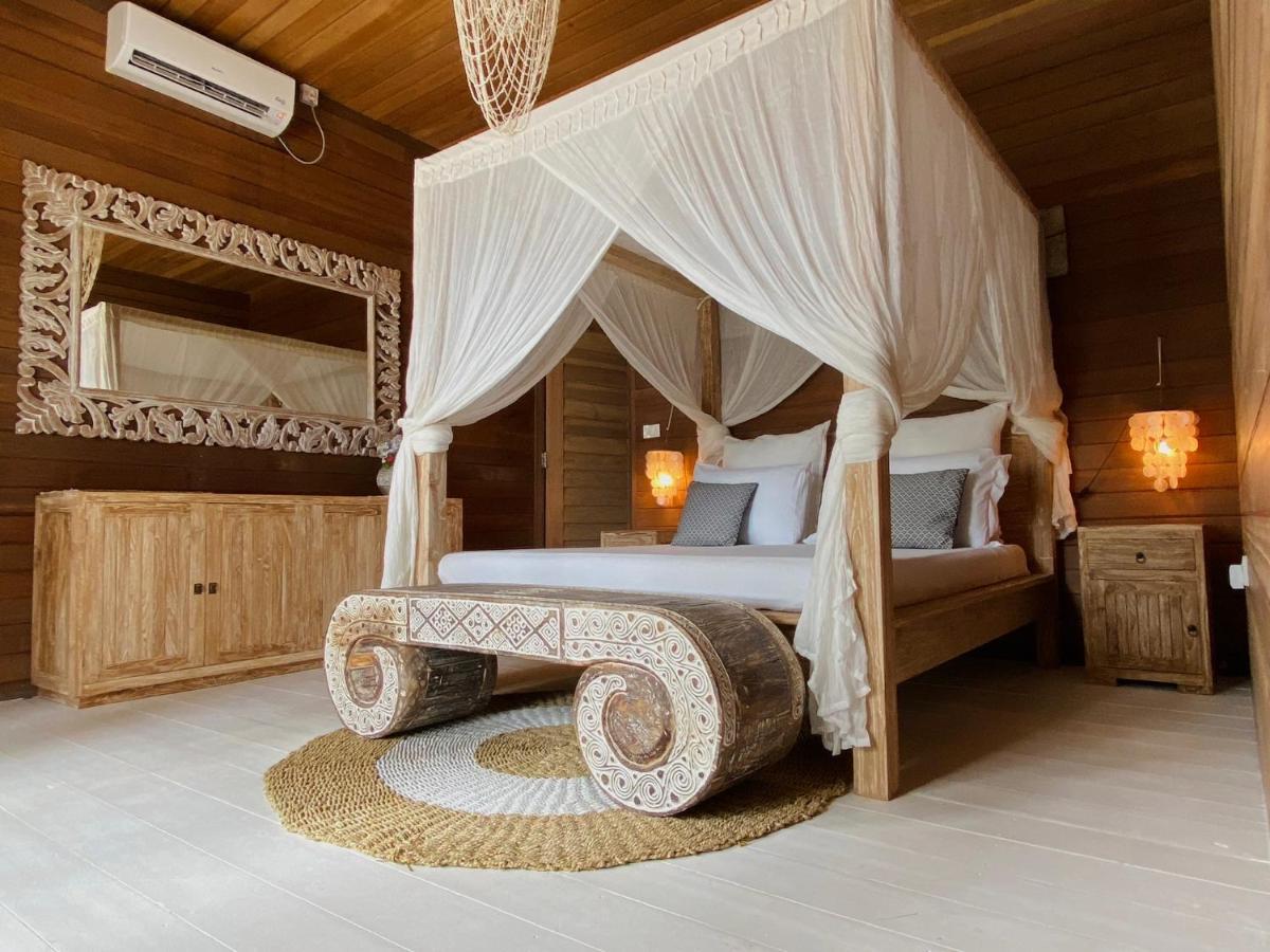 Met House Hotel Thulusdhoo Exterior photo
