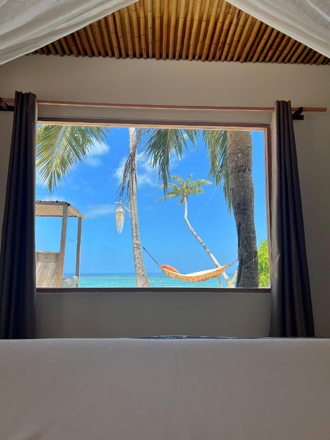 Met House Hotel Thulusdhoo Exterior photo