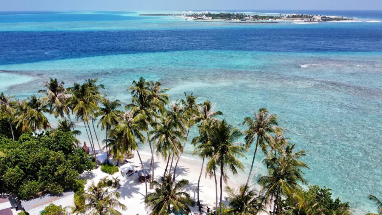 Met House Hotel Thulusdhoo Exterior photo