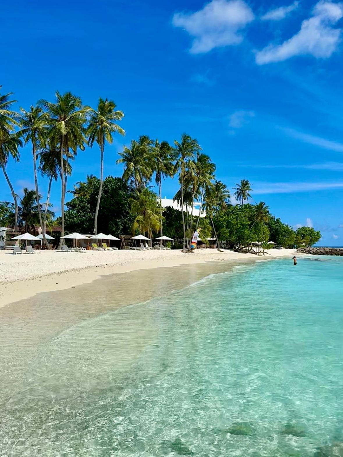 Met House Hotel Thulusdhoo Exterior photo